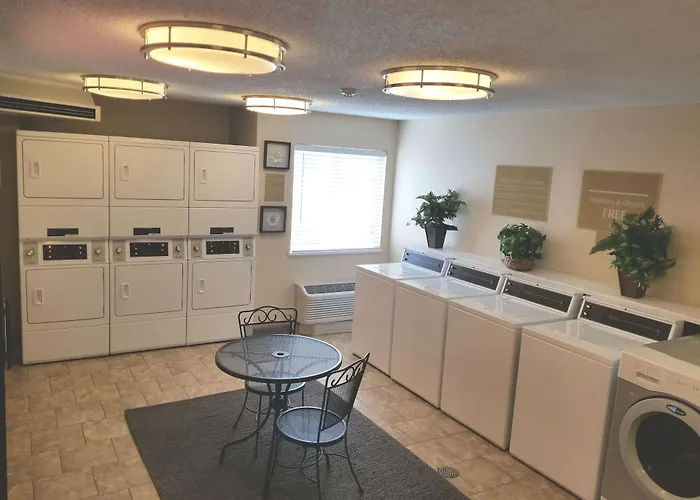 Sonesta Simply Suites Dallas Galleria